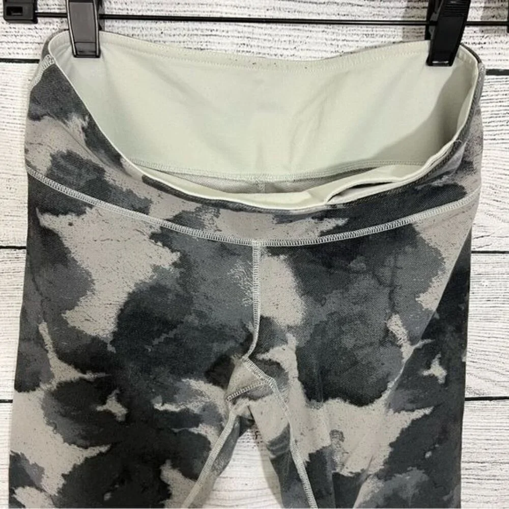 Lululemon Wunder Under Pant Floral Platoon Print Size 6